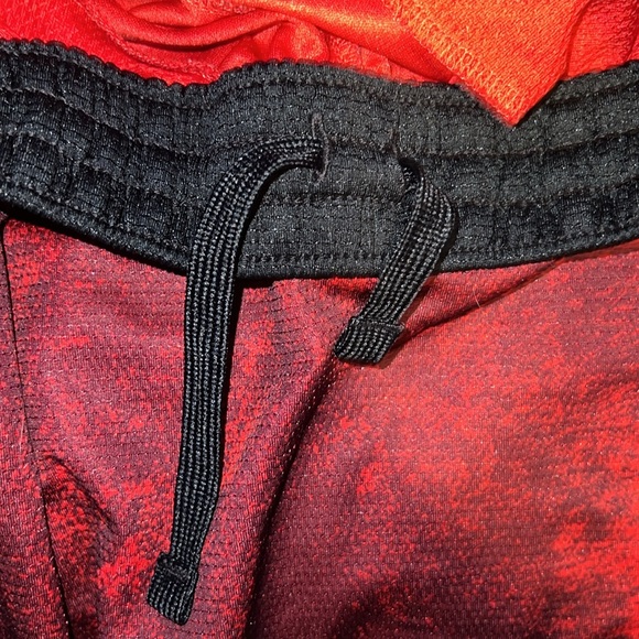 red nike dri fit shorts - Picture 4 of 5